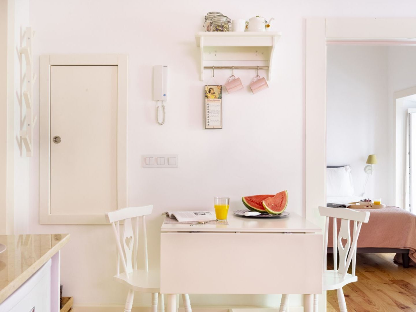 Altido Chic 1br Apt With Balcony Close By Graça Viewpoint&tram Stops Lisboa