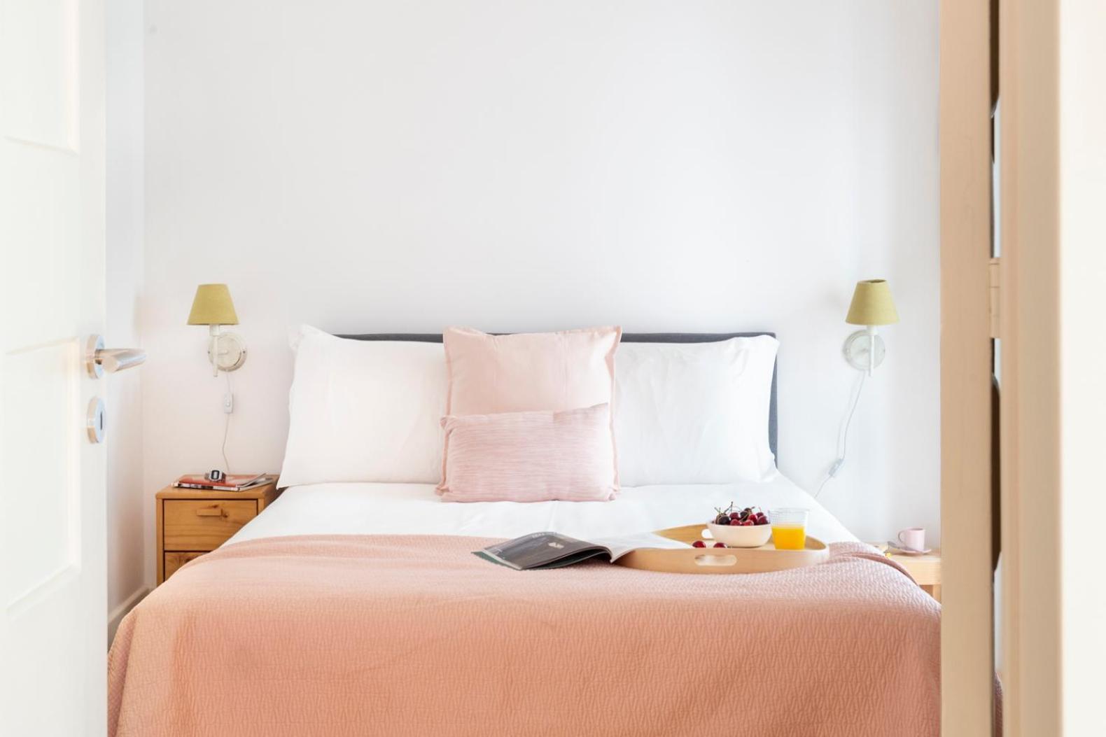 Altido Chic 1br Apt With Balcony Close By Graça Viewpoint&tram Stops * Lisboa