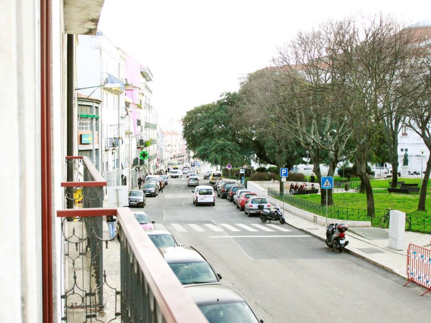 Altido Modern 1-bed With Terrace, Moments From São Bento Palace Apartamento