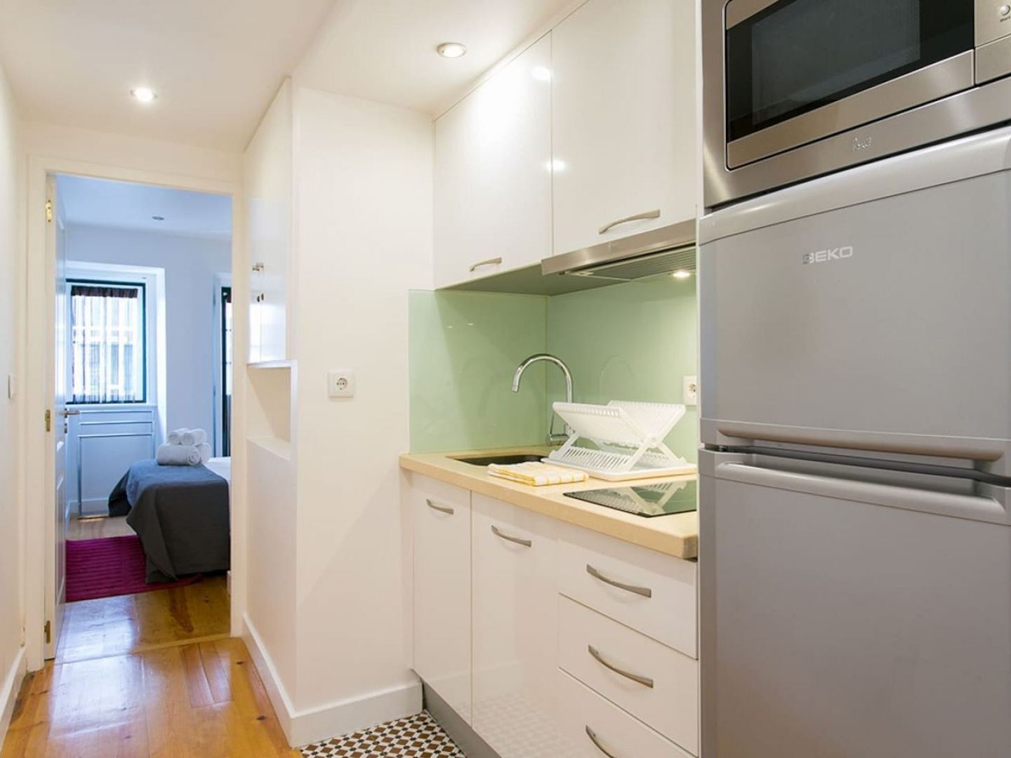 Joivy Cosy 1-bed Flat With Balcony In Alfama, Moments From The Port * Lisbon