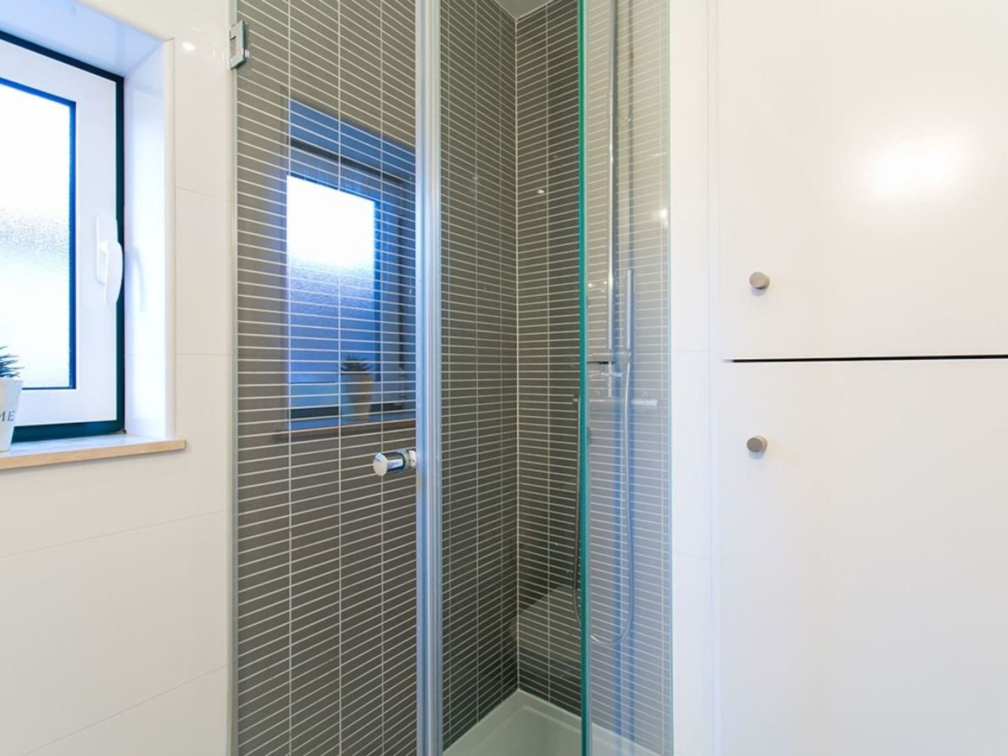 Apartment Joivy Cosy 1-bed Flat With Balcony In Alfama, Moments From The Port *