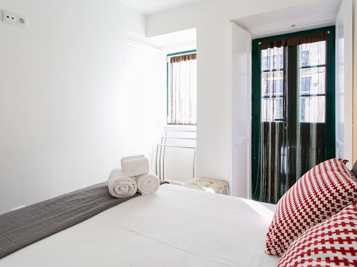 Joivy Cosy 1-bed Flat With Balcony In Alfama, Moments From The Port Apartment Lisbon