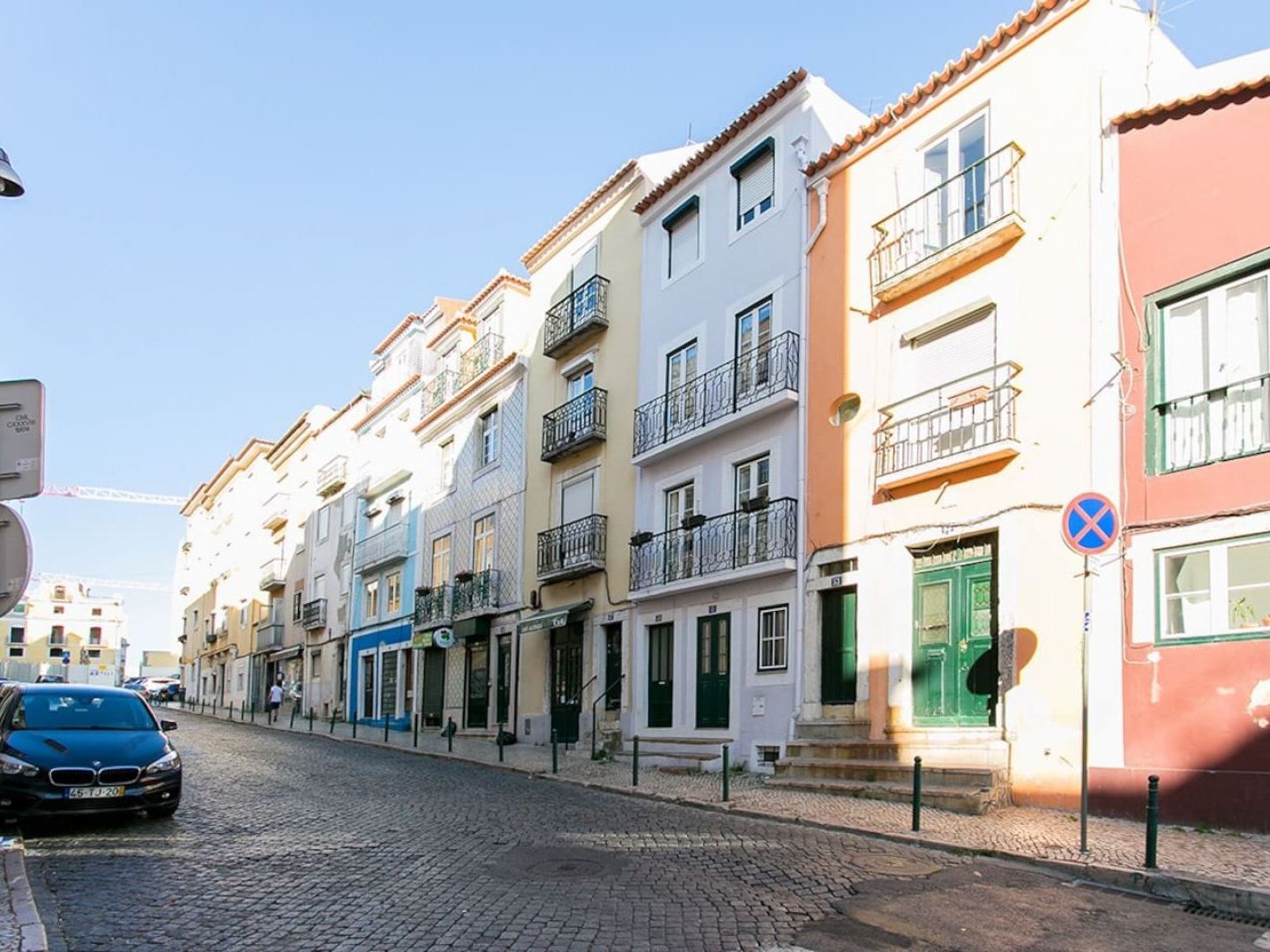 Joivy Cosy 1-bed Flat With Balcony In Alfama, Moments From The Port * Lisbon