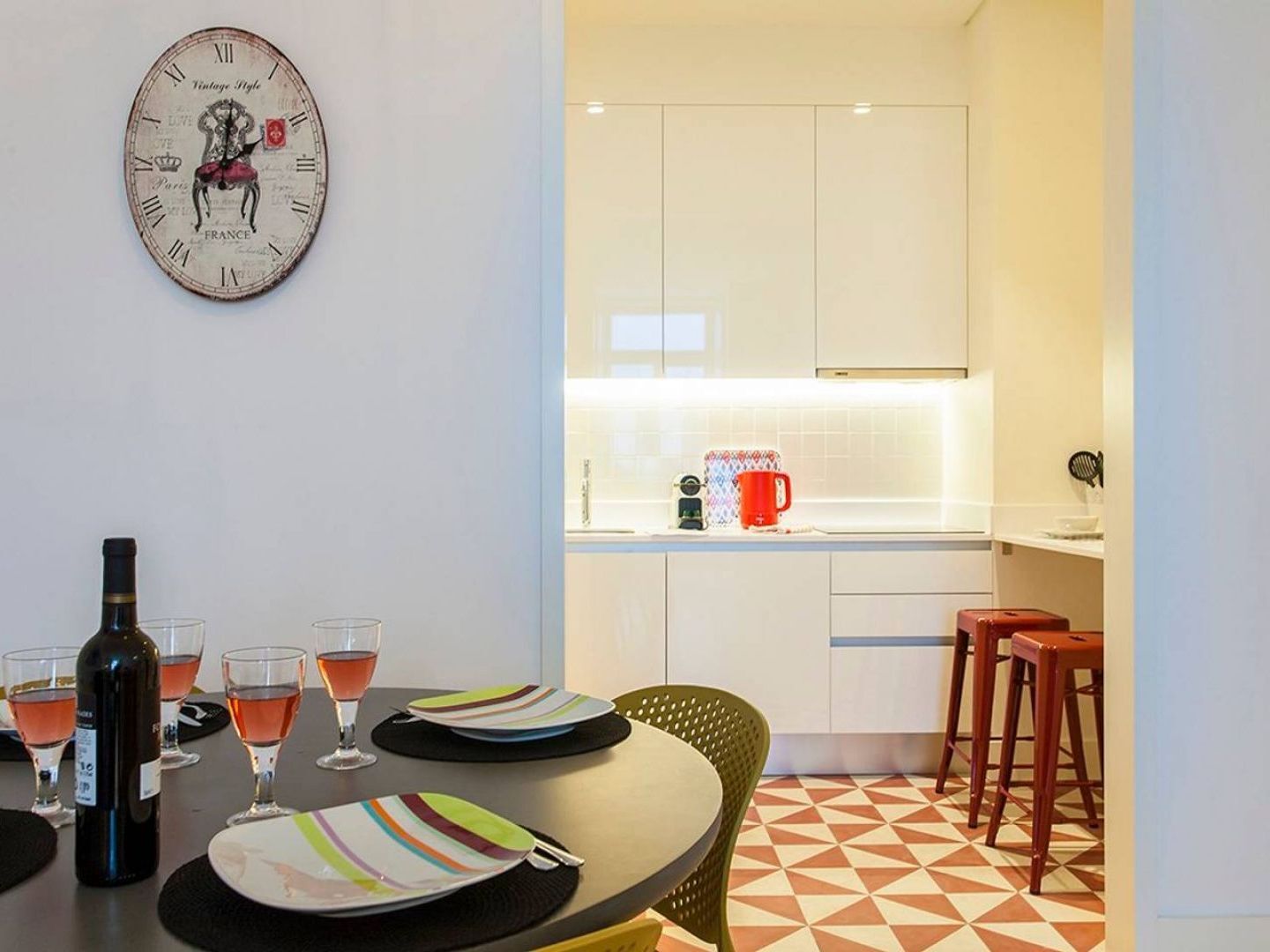 Apartment Joivy Modern 1-bed Nearby Praca Do Comercio, In Baixa