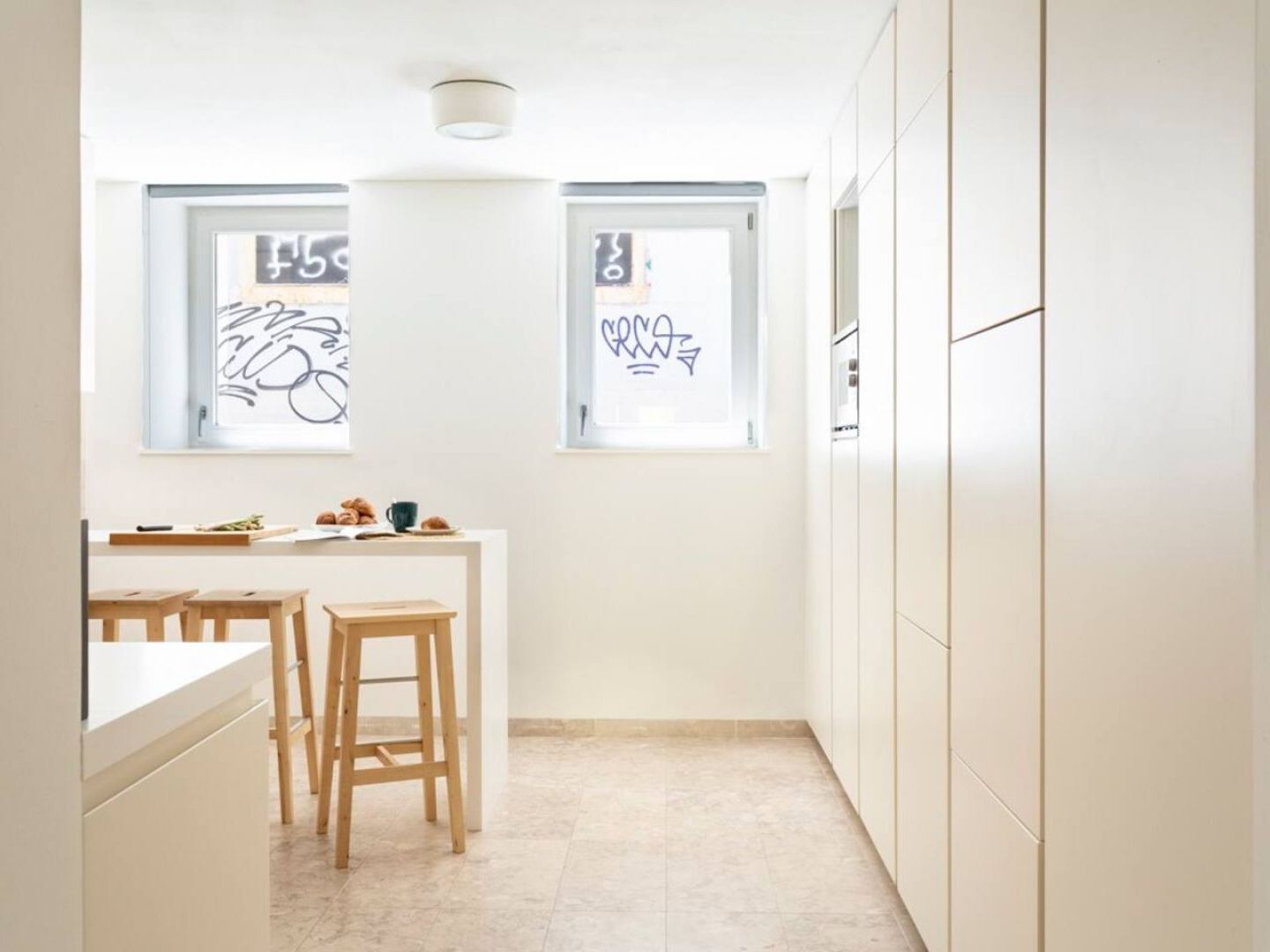 Apartment Altido Bright And Elegant 1br With Workspace And Huge Terrace In Pena, Close By Viewpoint