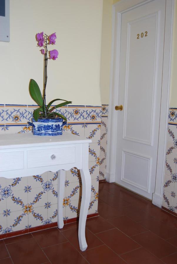 Maison d'hôtes Pensao Flor Da Baixa 2*