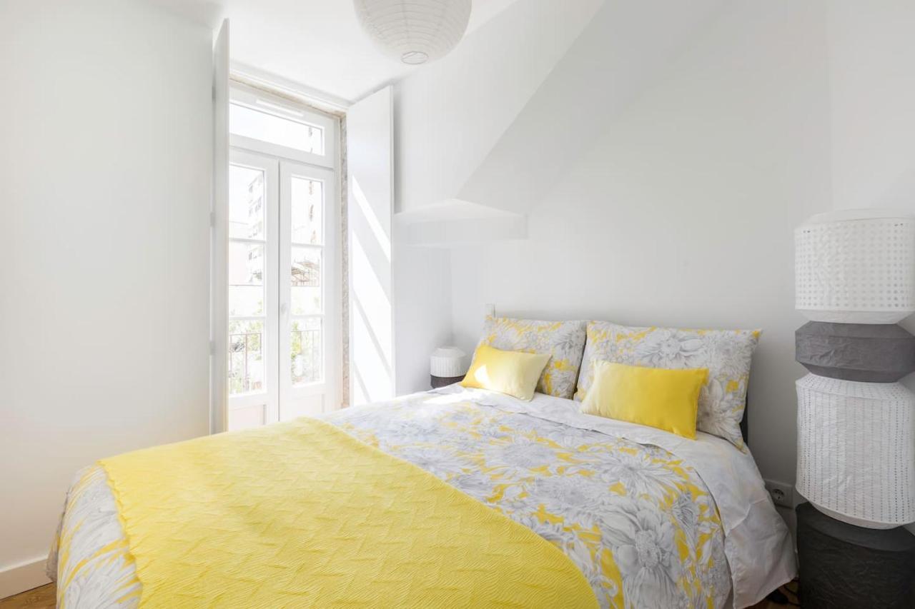Apartment Charming Duplex With Portuguese Soul Lissabon