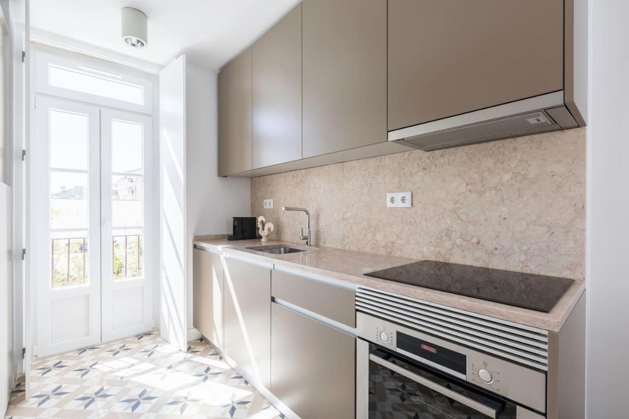 Charming Duplex With Portuguese Soul Lissabon
