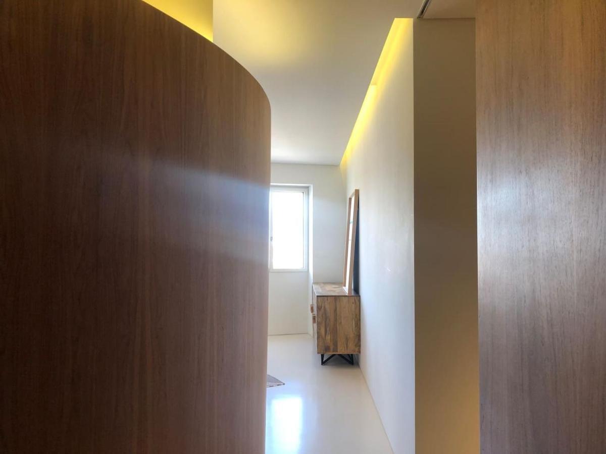 Architectural Poetry In An Unique 3bdrs View Flat Appartement