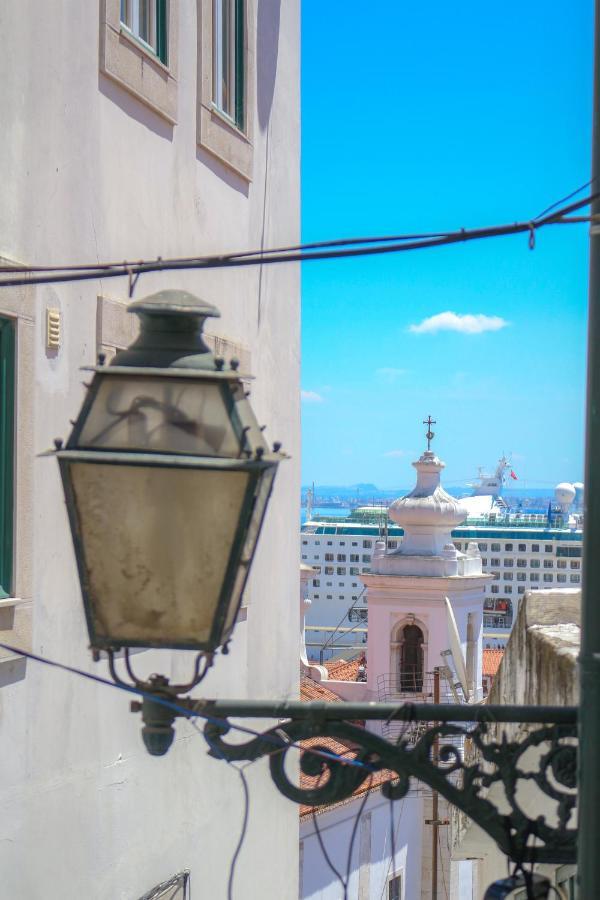 Apartment Indigo Moon's Secret Sanctuary In Alfama
