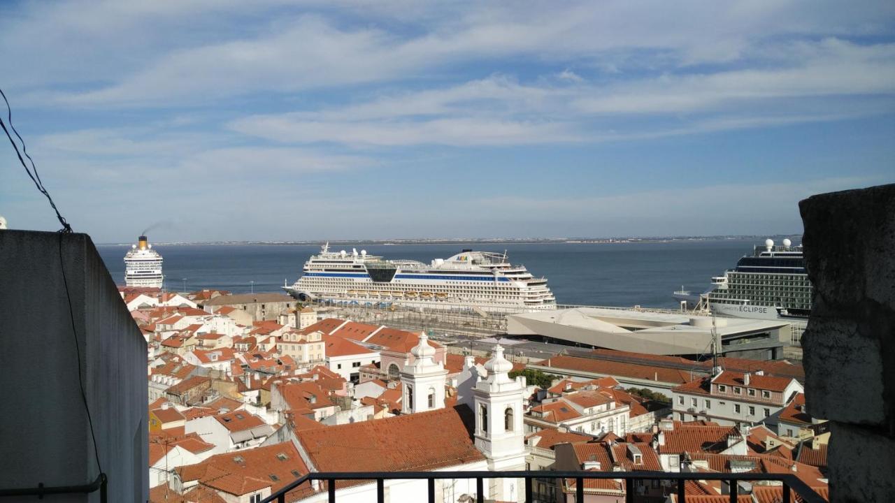 Indigo Moon's Secret Sanctuary In Alfama Apartment *