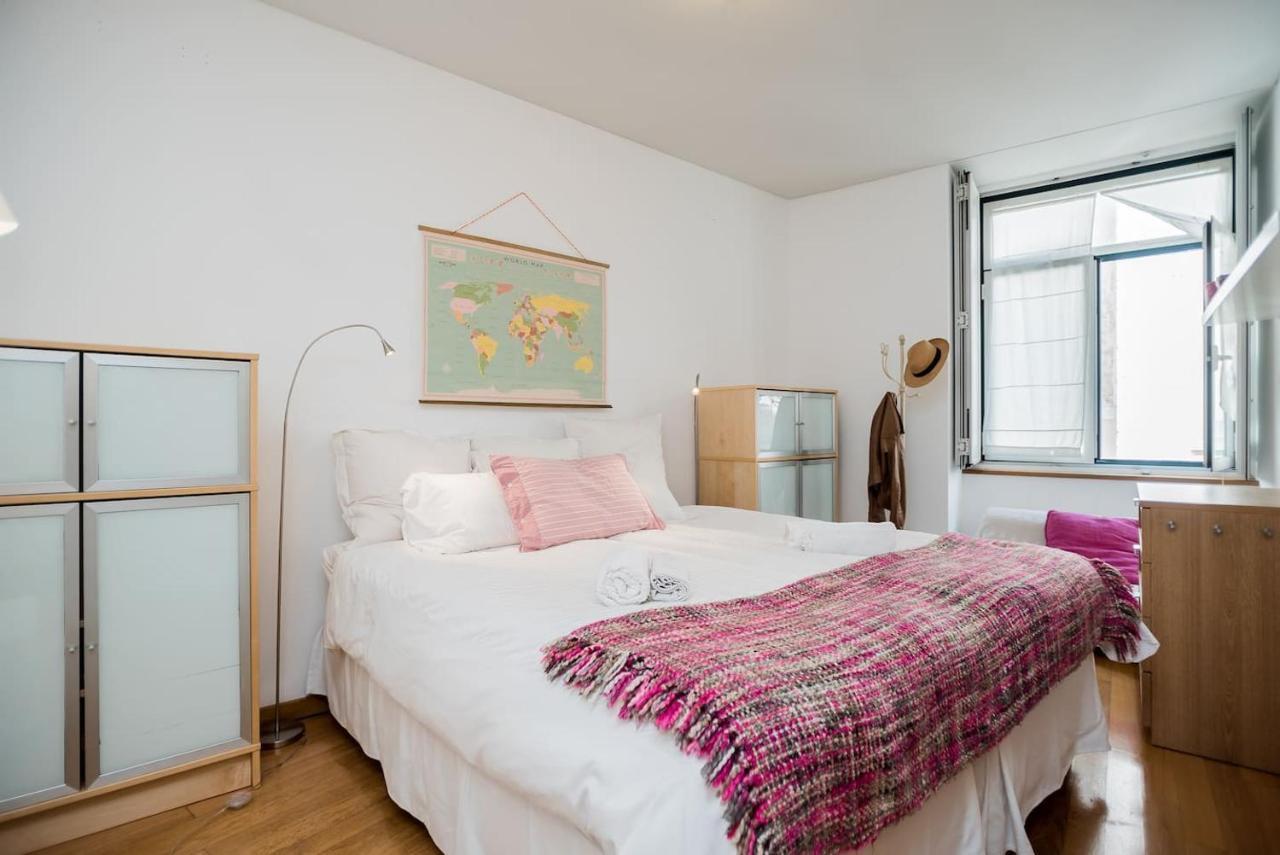 Apartamento No Coração Do Chiado, Rua Garrett Lisboa