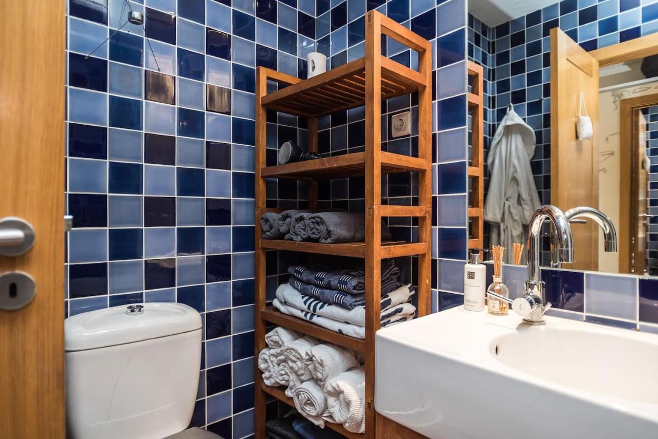 Apartamento No Coração Do Chiado, Rua Garrett * Lisboa