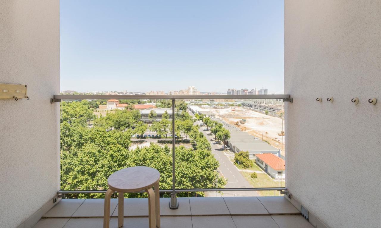 Metrocity One Bedroom - A/c & Swimming Pool Apartment *