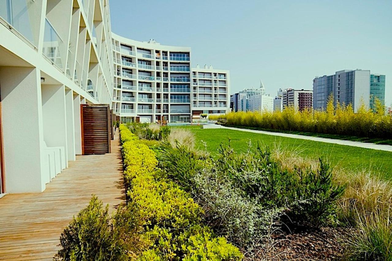 Appartement New Loft With Swimming Pool At Parque Nacoes! Lissabon
