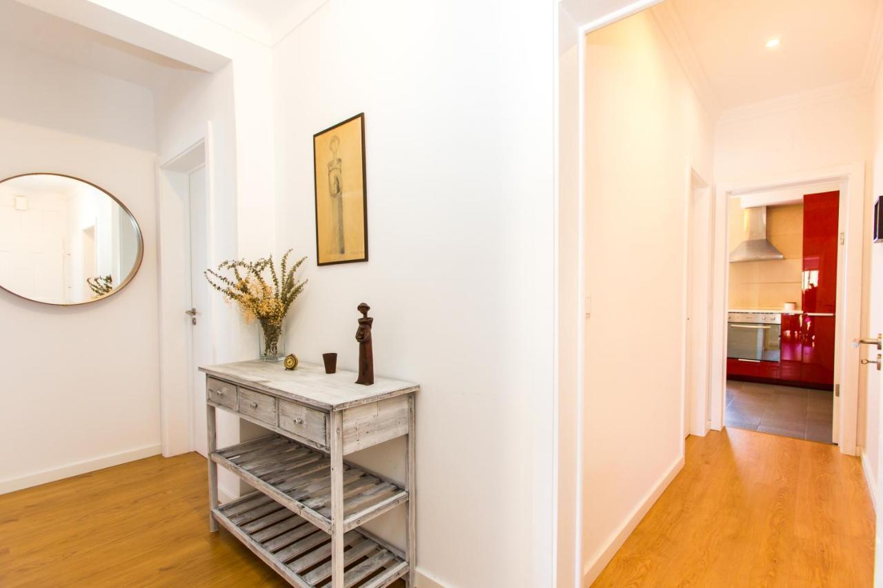 Apartamento Belem! Charming 2 Bedroom W Terrace, Wifi & Free Street Parking *