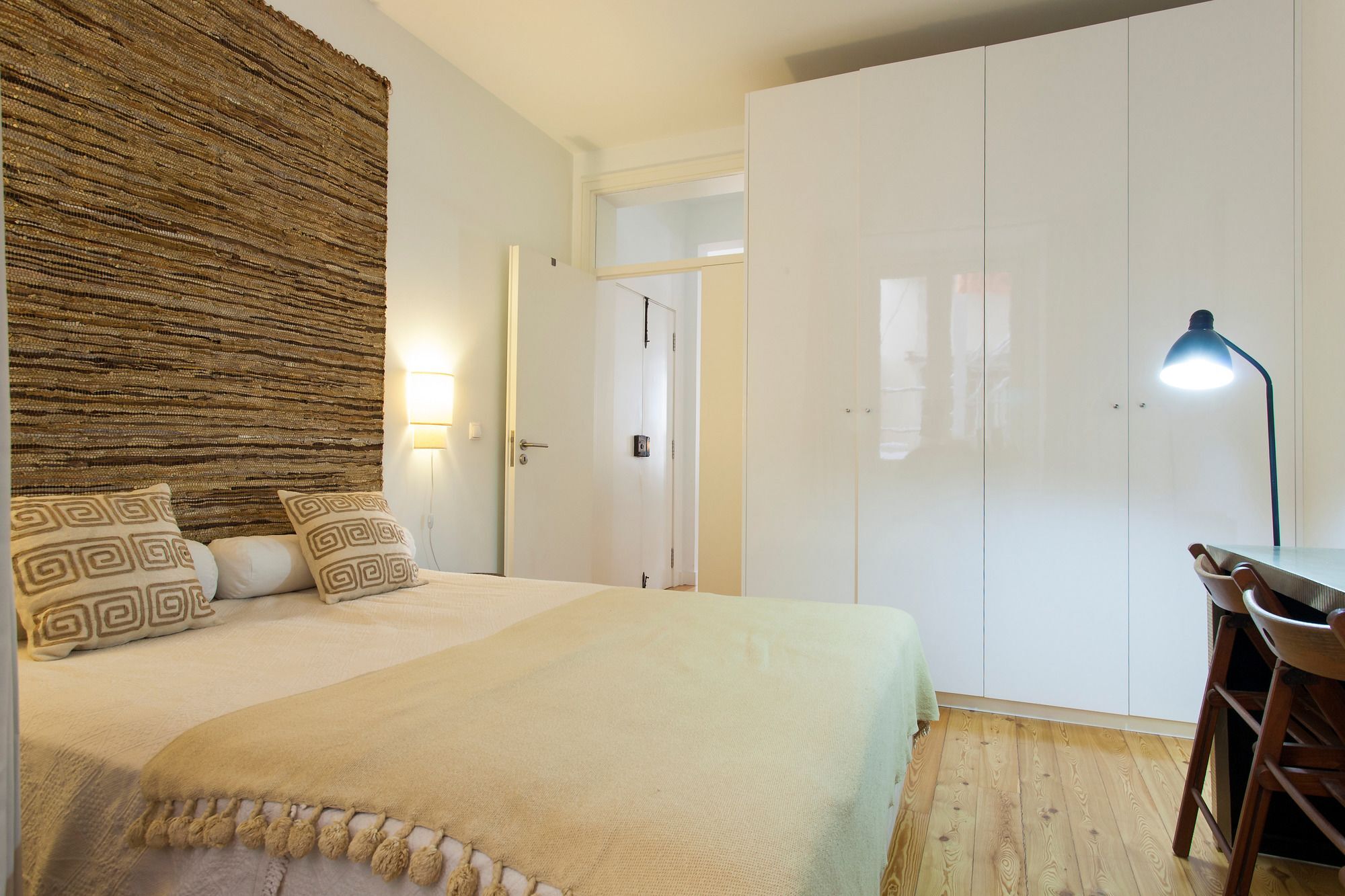 Appartement Downtown Brown By Homing *