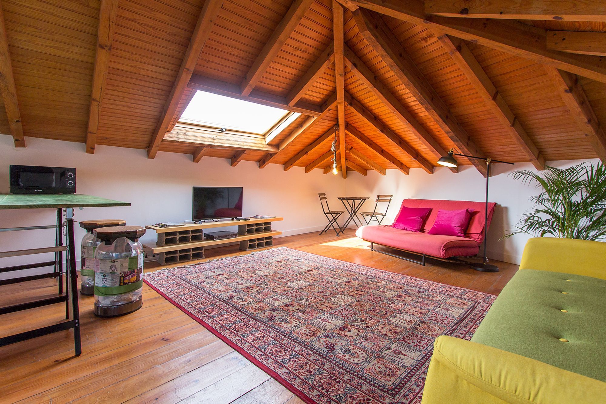 Combro Design Ii By Homing * Lisboa