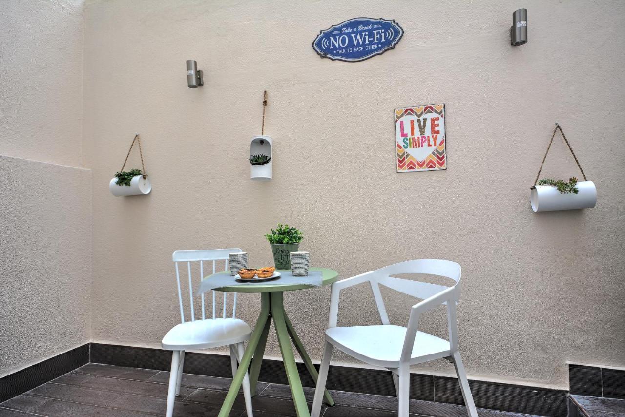 Traditional With A Terrace, Ac And Fast Internet Lisboa
