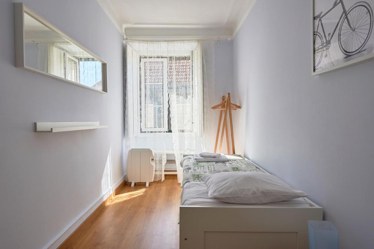 Aesthetic Riverview In Historical Apartment Lisbon