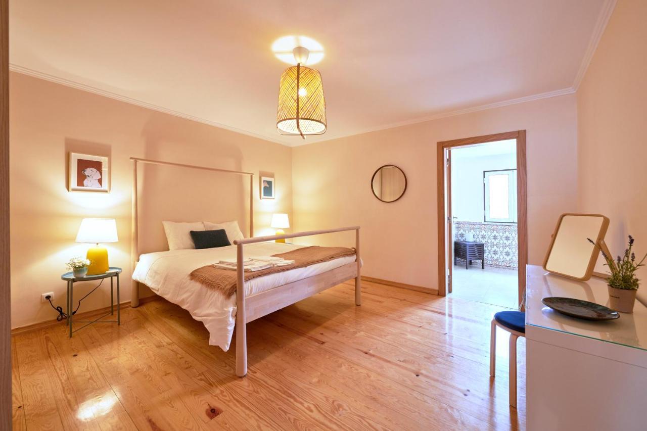 Appartement Renovated And Spacious Duplex With Patio, By Timecooler *