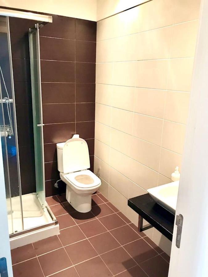 Luxury Part Of The - Modern With Airconditioning - Near Subway Appartement *