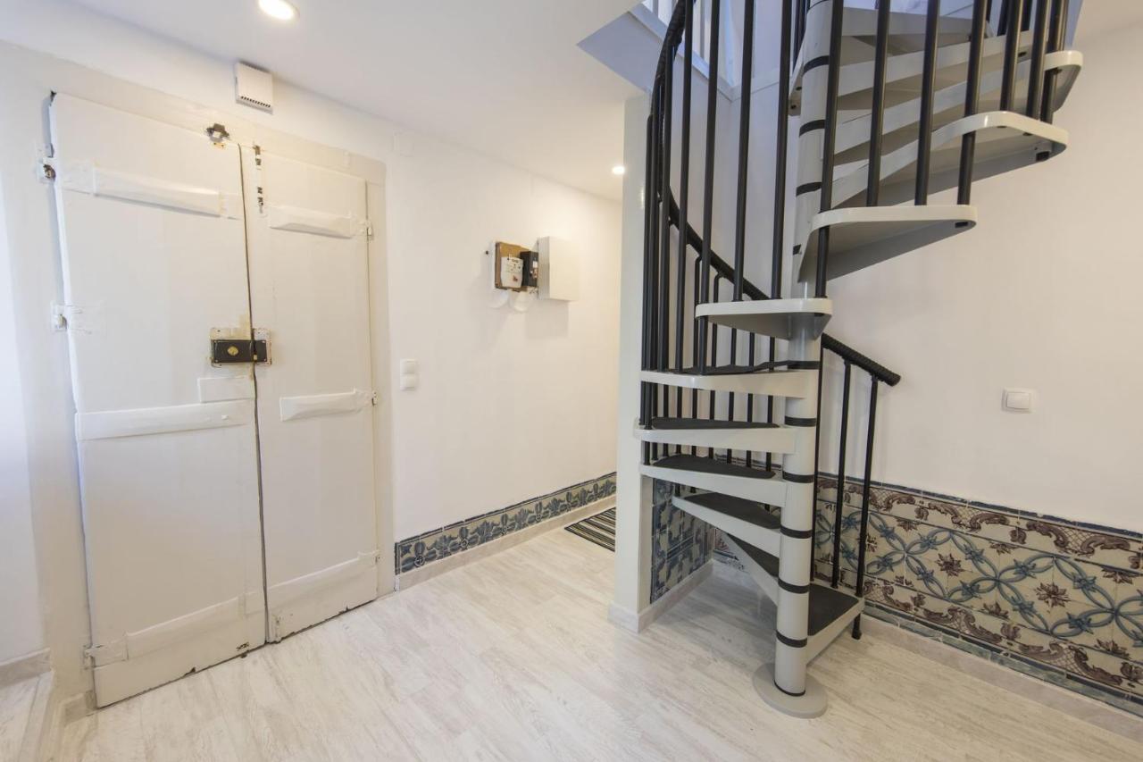 Traditional Duplex In Principe Real *