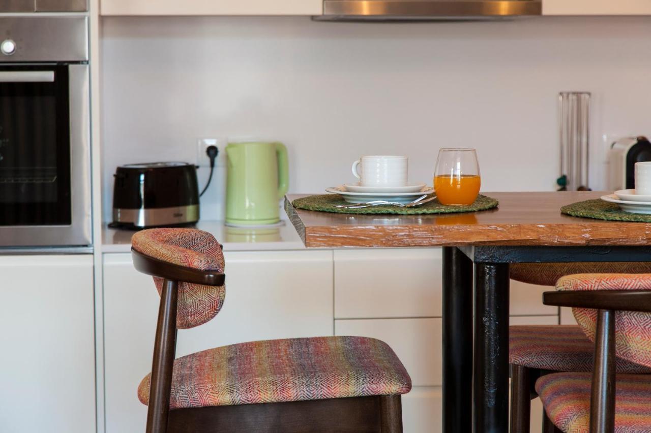 Joivy Sublime 2br On Restauradores Square Nearby Rossio Station *