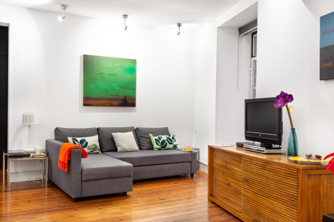 Apartment Joivy Bold And Colourful 1-bed Flat At The Heart Of Chiado, Nearby Carmo Convent *