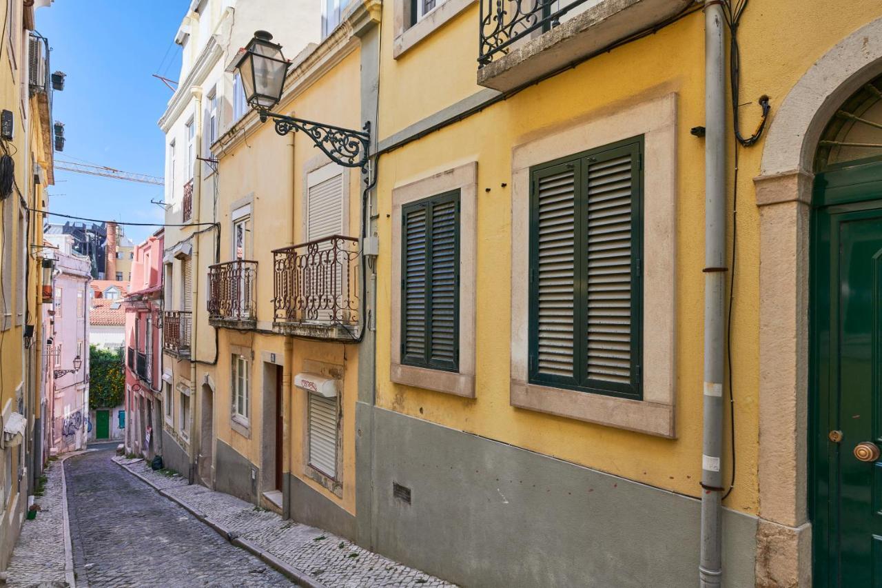 Apartment Spacious And Renovated With Amazing Patio, By Timecooler *