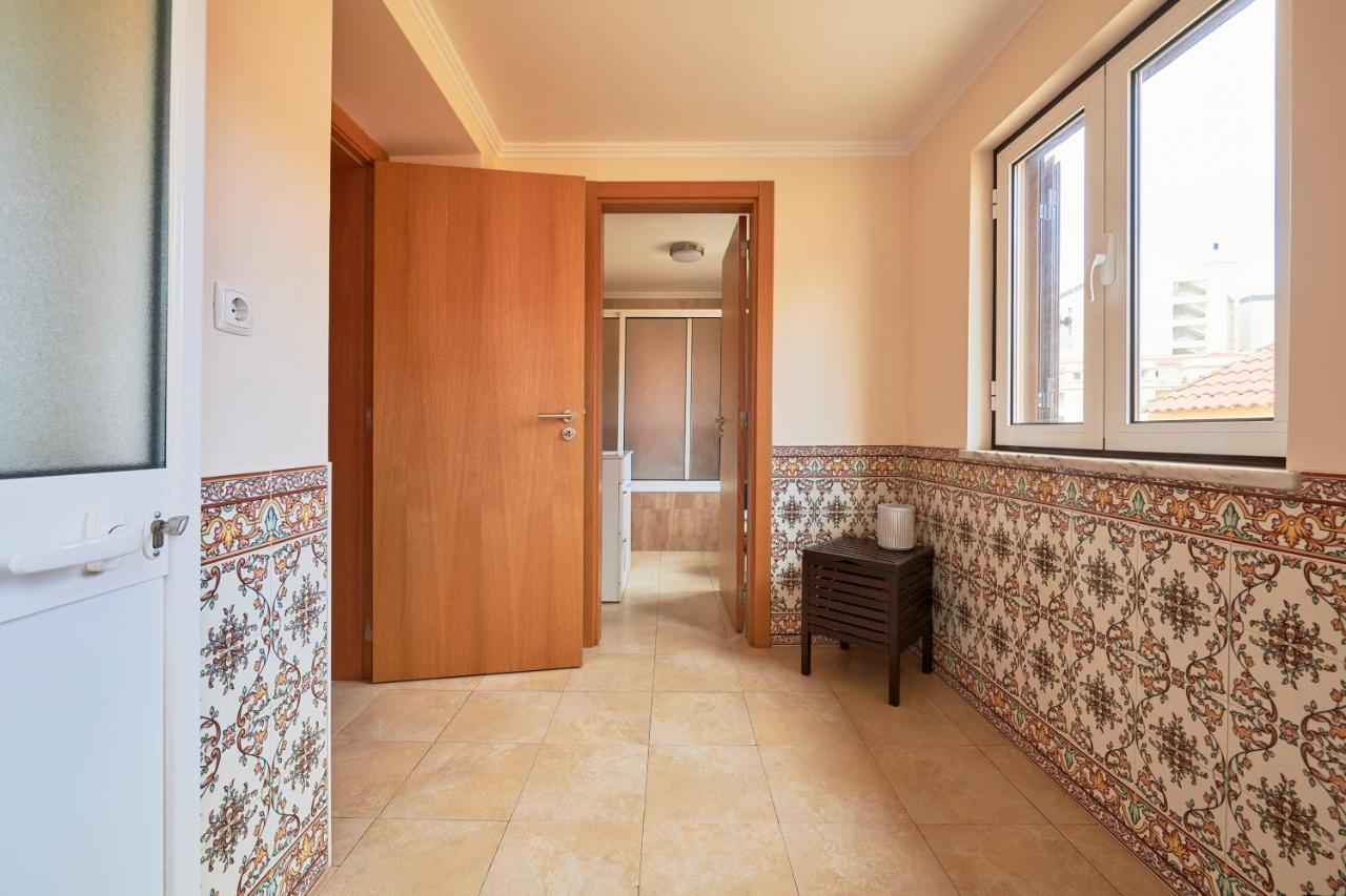 Renovated And Spacious Duplex With Patio, By Timecooler Lisboa
