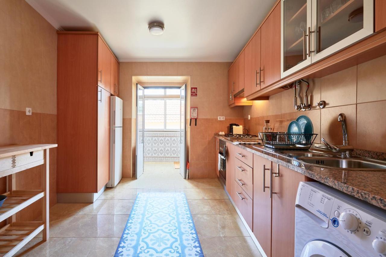 Renovated And Spacious Duplex With Patio, By Timecooler *