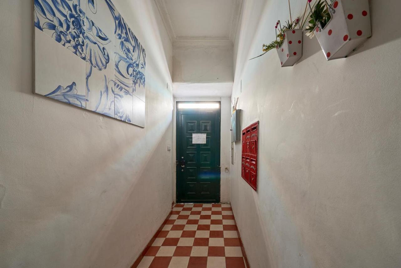 Aesthetic Riverview In Historical Apartment Lisbon