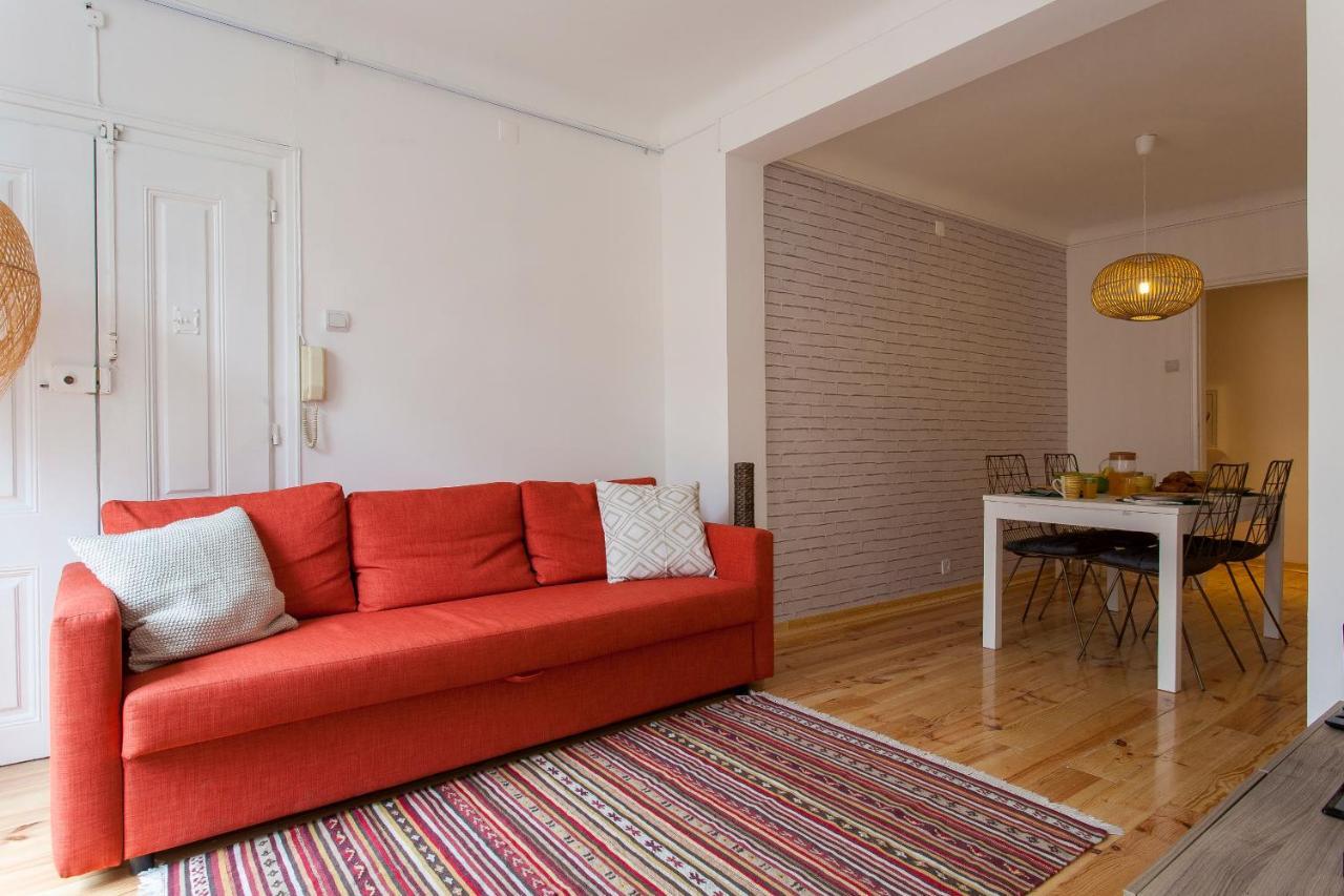 Apartment Downtown Correeiros