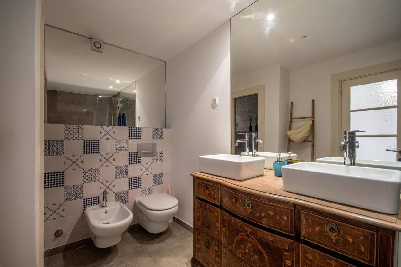 Charming In The Heart Of Lissabon