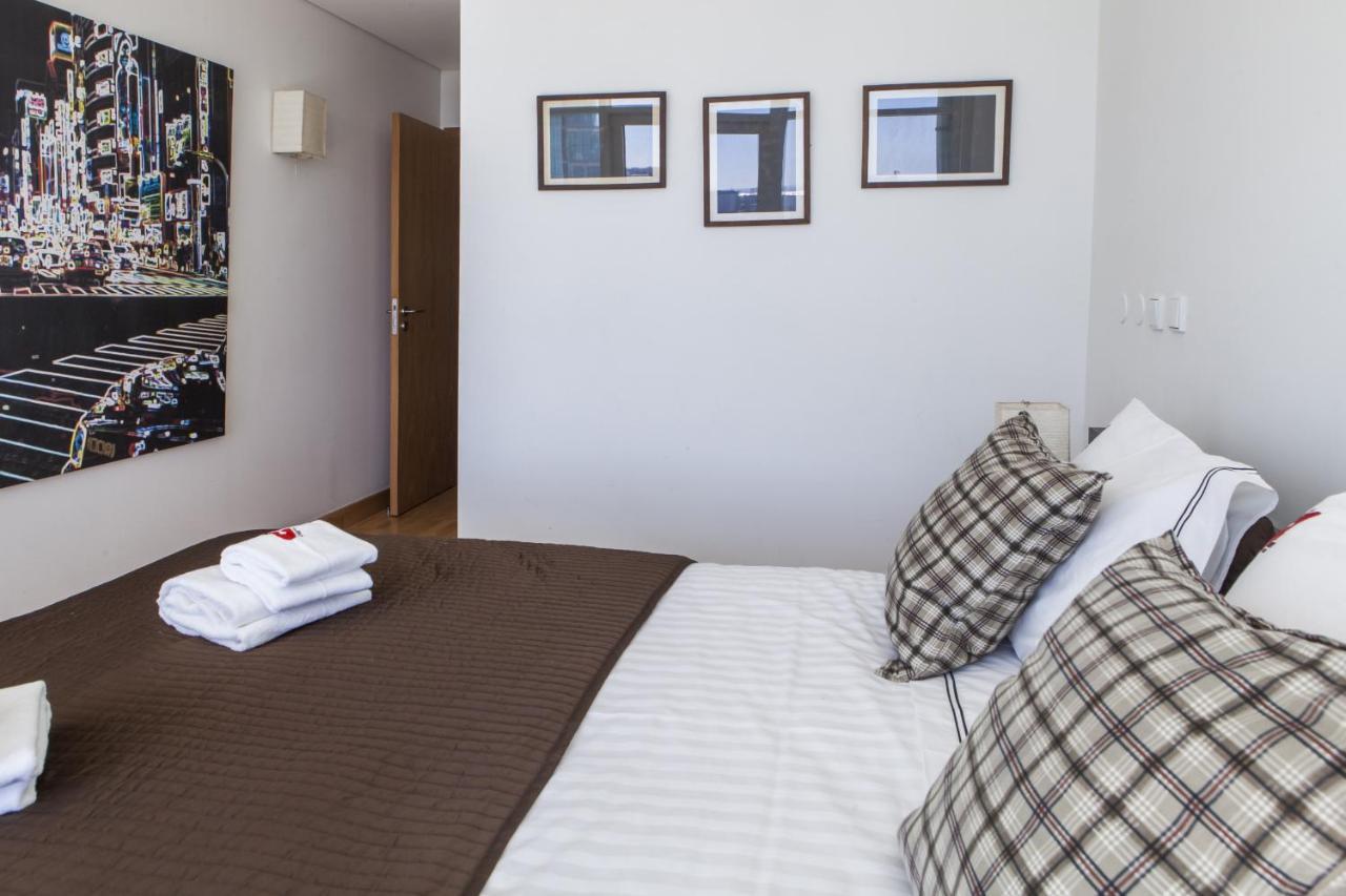 Rent4rest Parque Nacoes 17th Floor River View Appartement