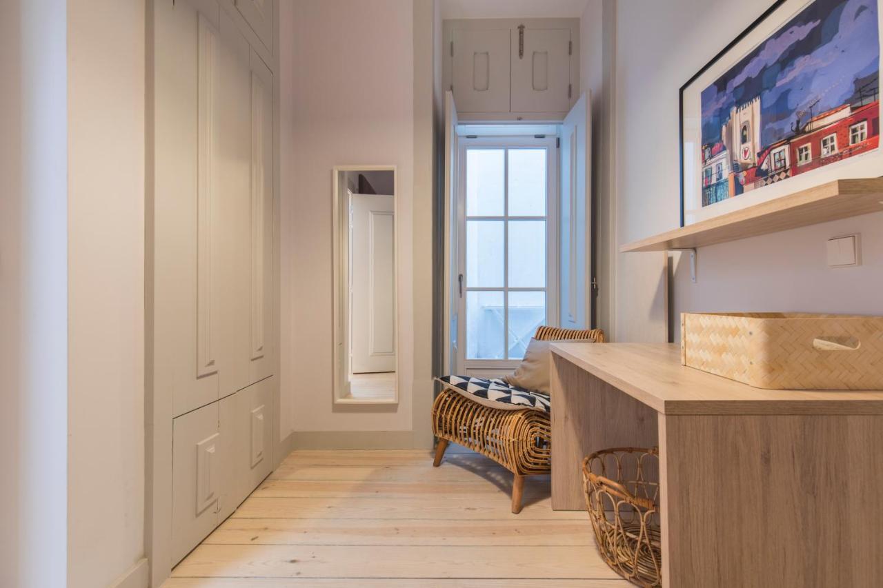 Lovelystay - 3 Bedroom Downtown Wonderwall * Lisbon