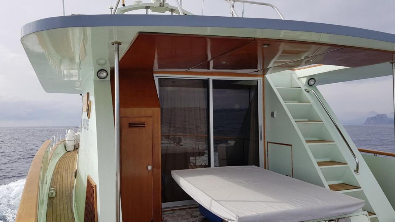 Sea Suites - Boat Lisbon