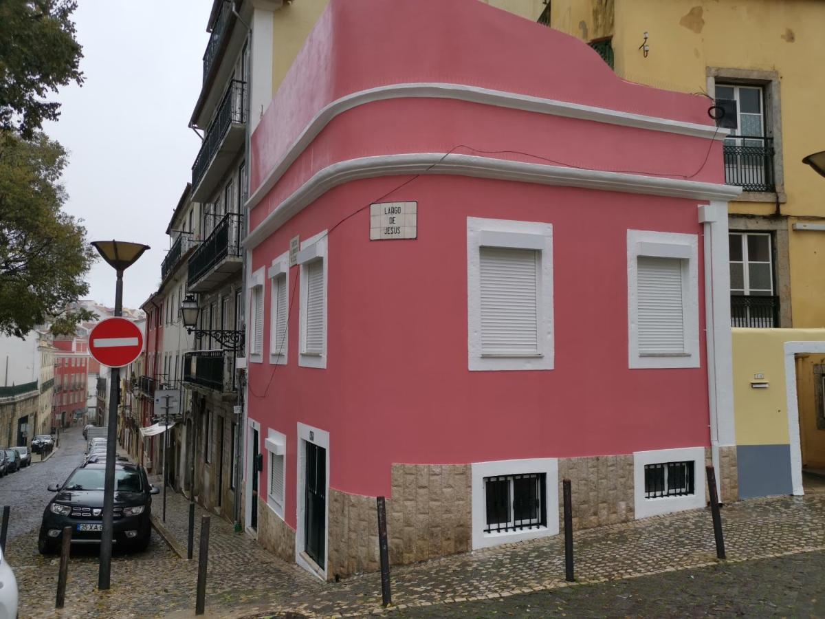 Dobairro At Merces * Lissabon