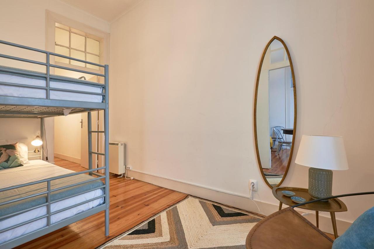 Spacious In The Perfect Location, By Timecooler Apartment Lissabon