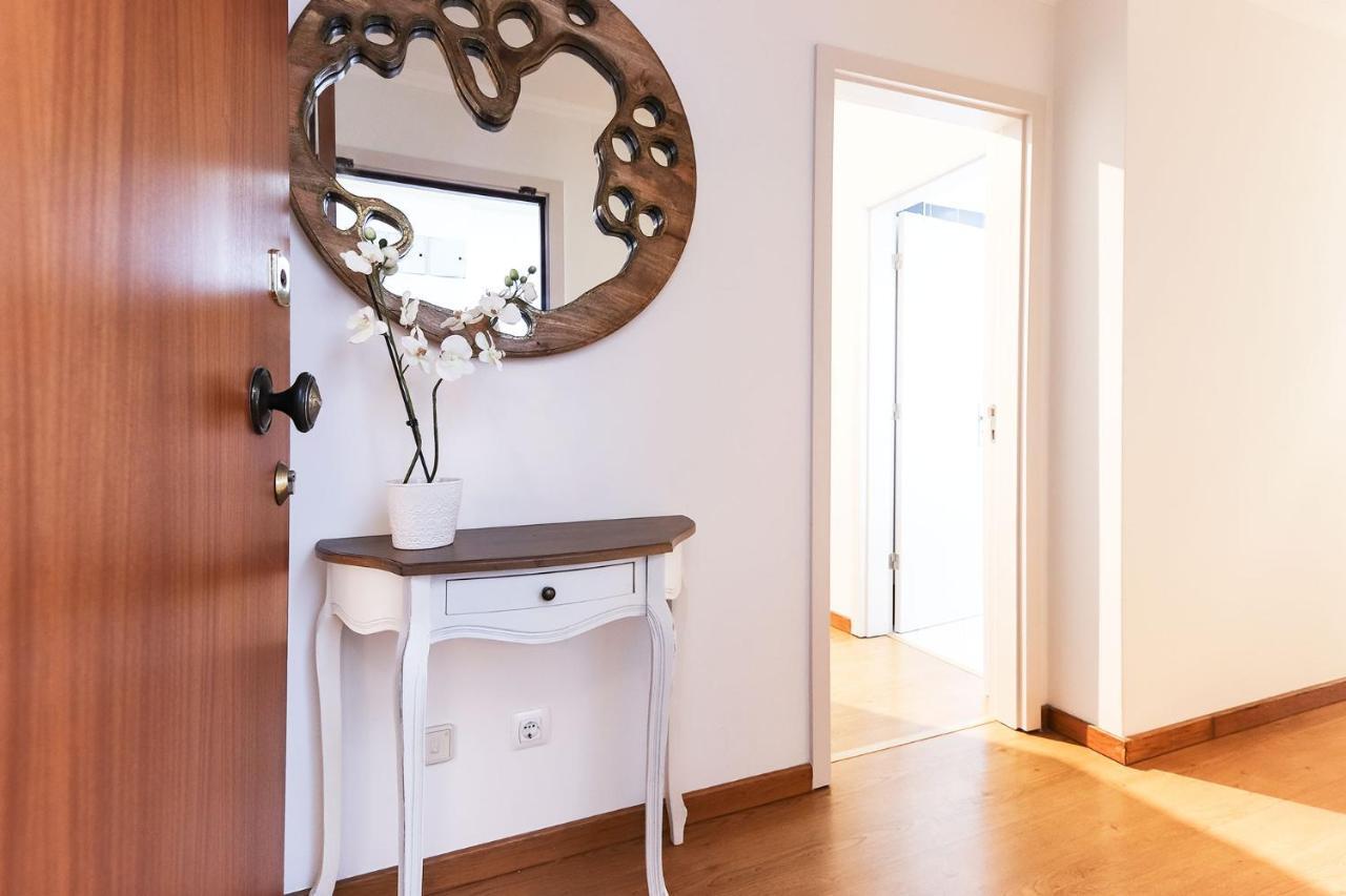 Apartment Rato Elegant By Homing
