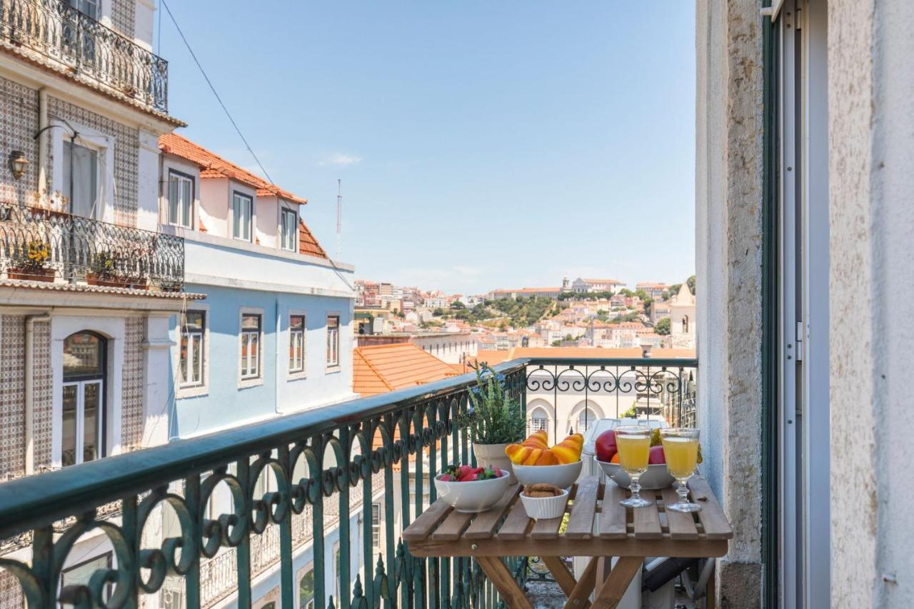 Charming Chiado 2bedr W/balcony And View Appartement Lissabon