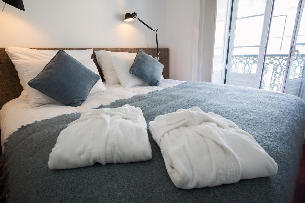 Nomad's Fine Arts In Chiado Apartment Lisbon
