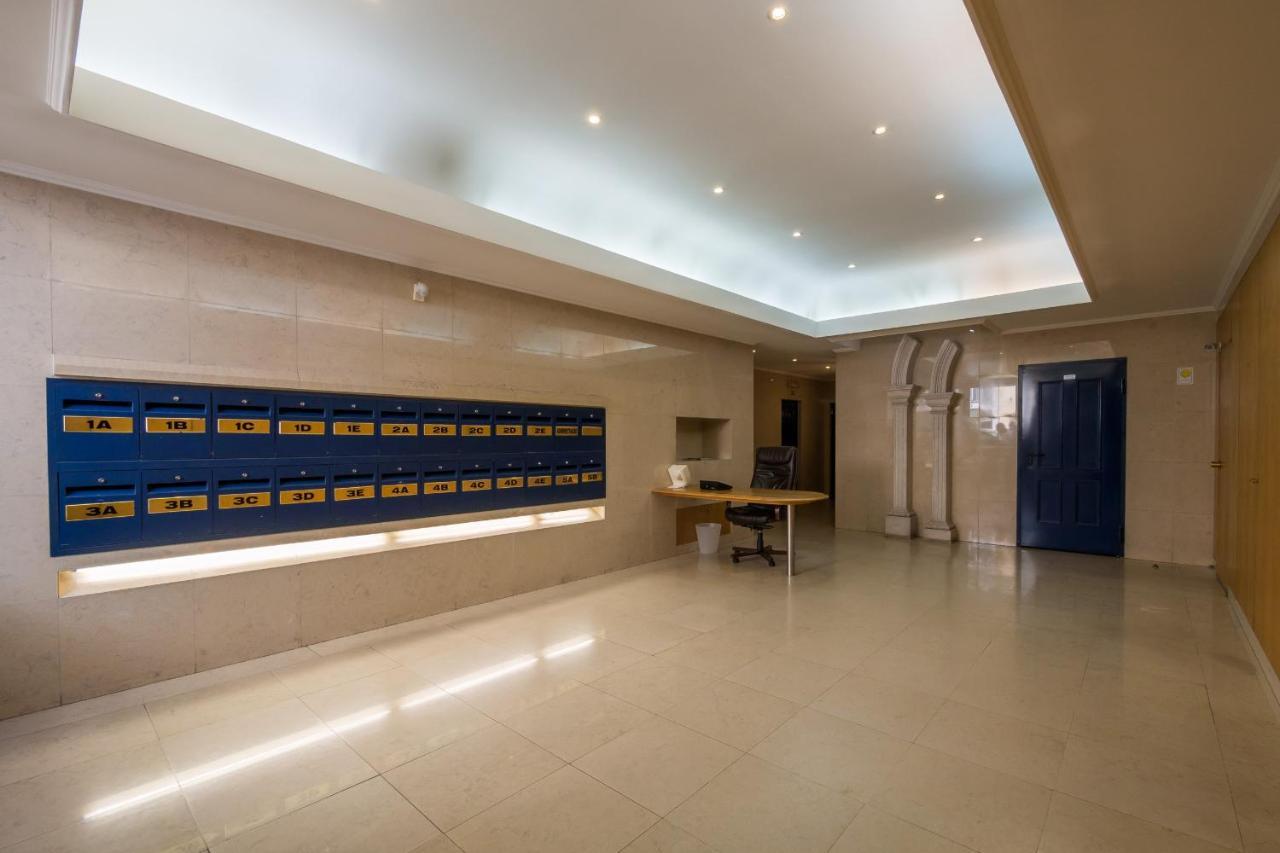 Apartment Nomad's Fine Arts In Chiado Lisbon