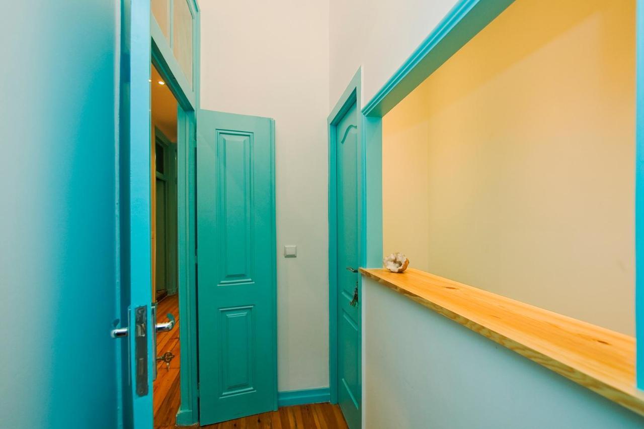 Quarto em Acomodações Particulares C&o Alcântara-lisbon *
