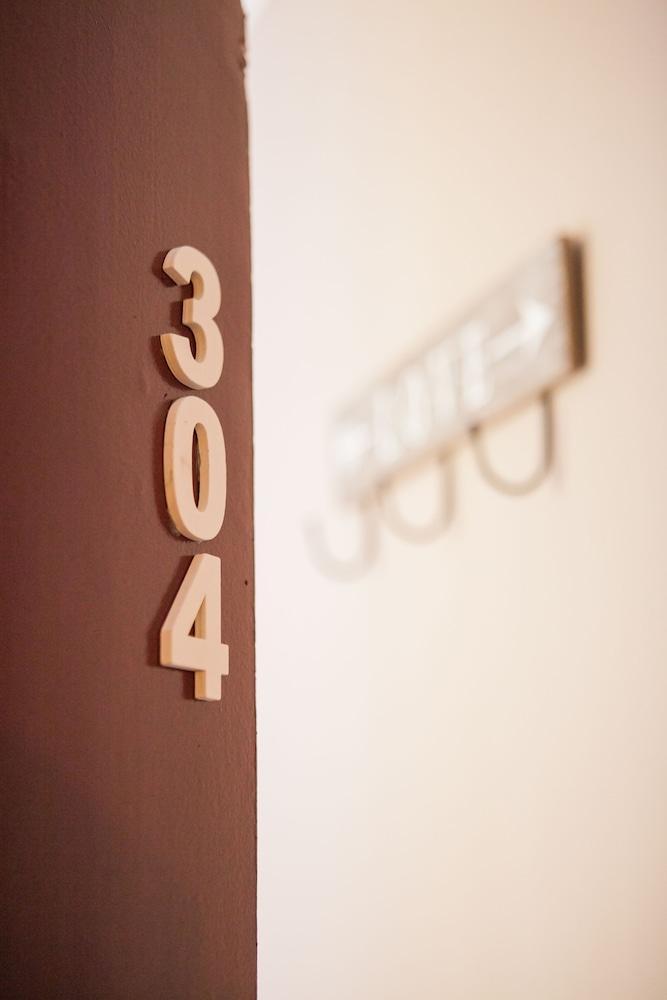 Lx Center Chiado 3* Lissabon