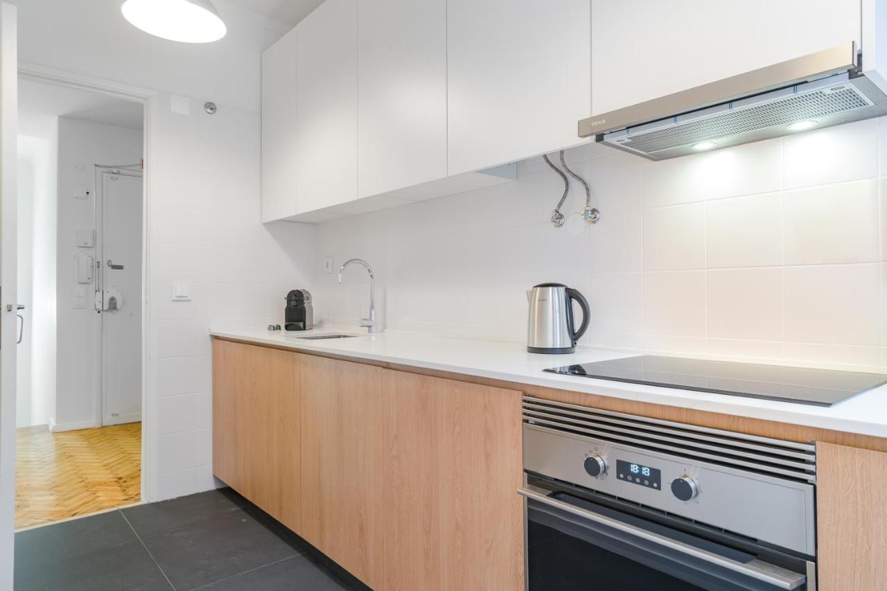 Casa Boma - Sunny And Spacious With Private Terrace - Alcantara Ii Apartment Lissabon