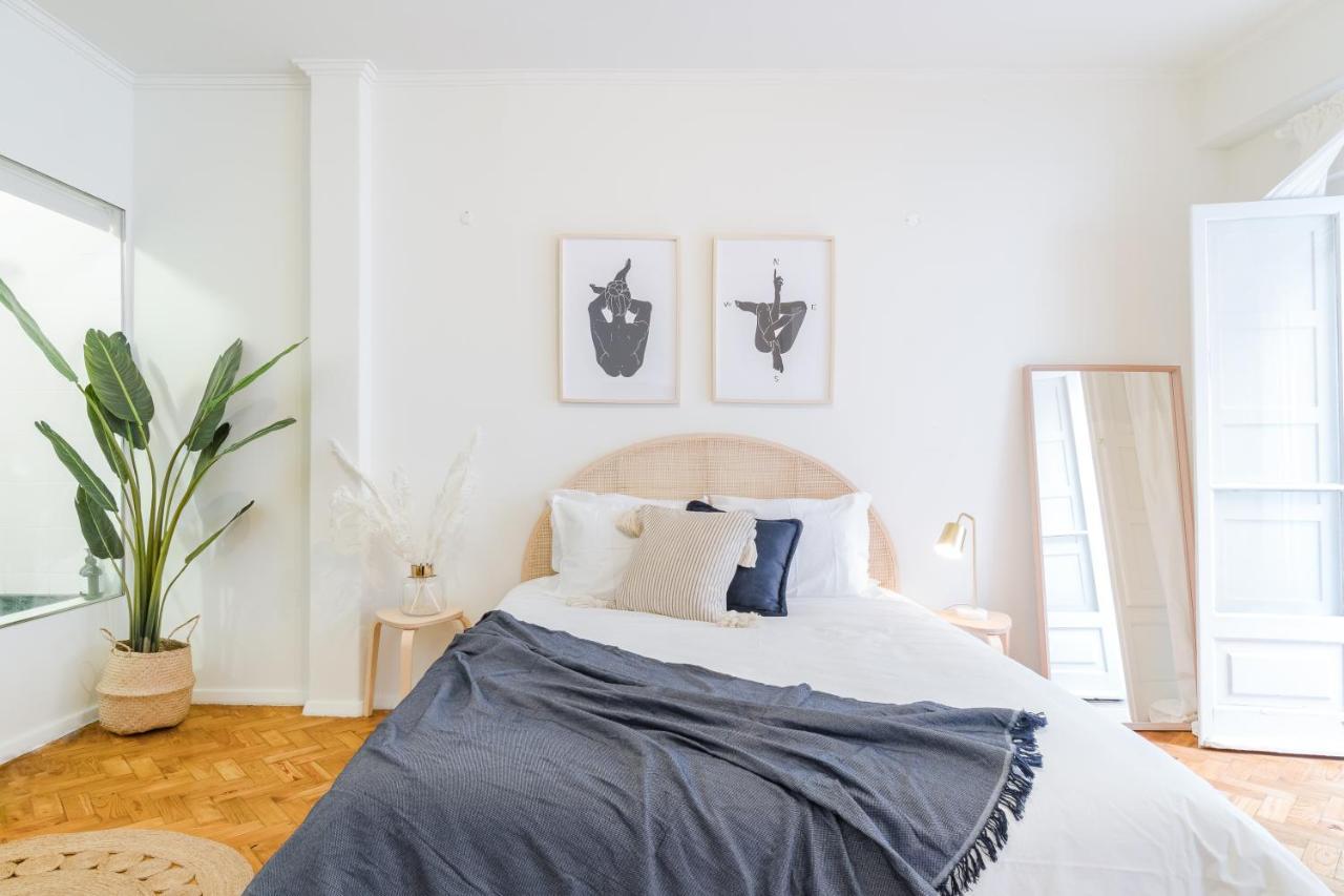 Casa Boma - Sunny And Spacious With Private Terrace - Alcantara Ii Lissabon