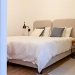 Charming 2Bdr Apartment In Lapa By Lovelystay
