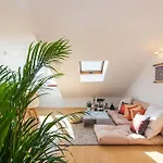 Romantic Rooftop Apart W/ River View Ac Heating